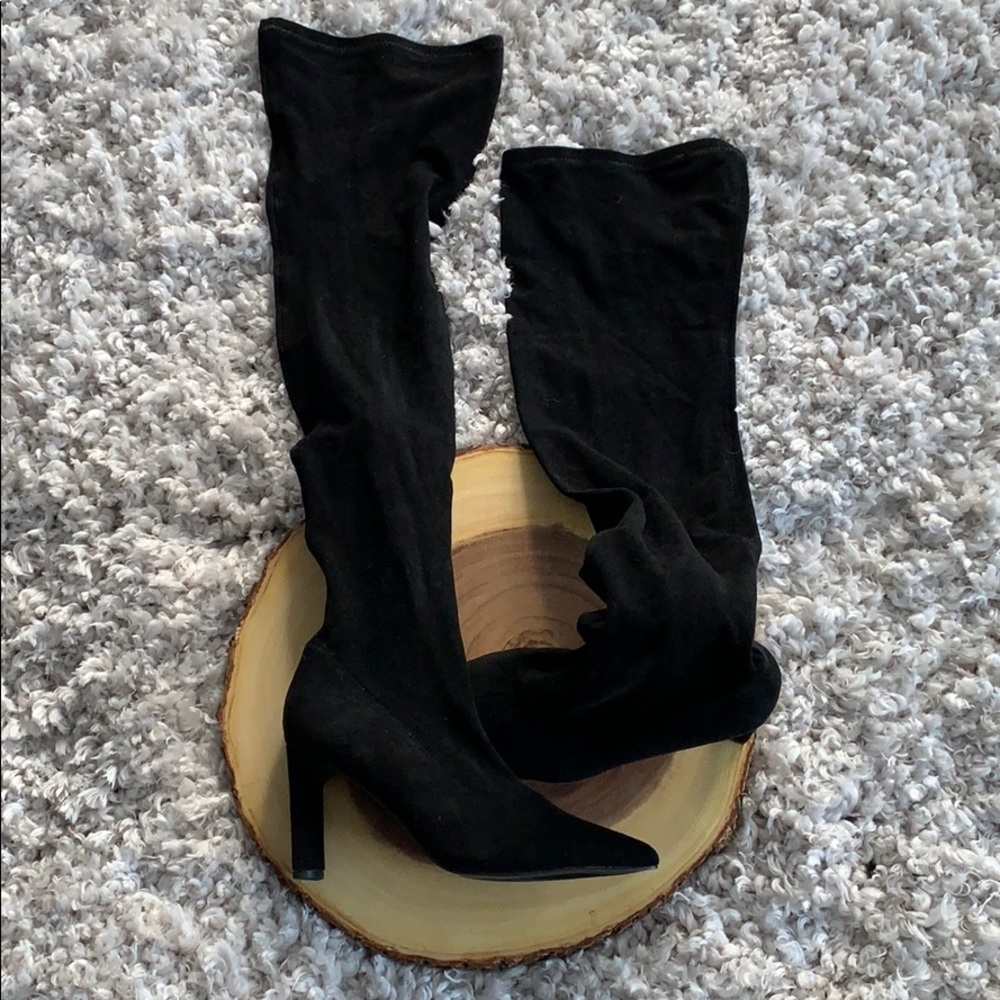 Women’s Scarlett black suede knee boot